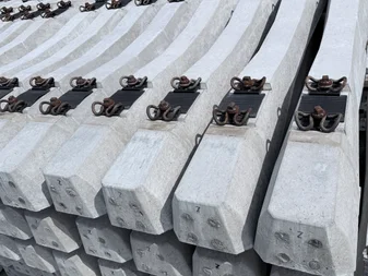 Concrete sleeper